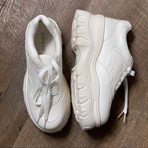 NWOT Bamboo White Chunky Platform Sneakers